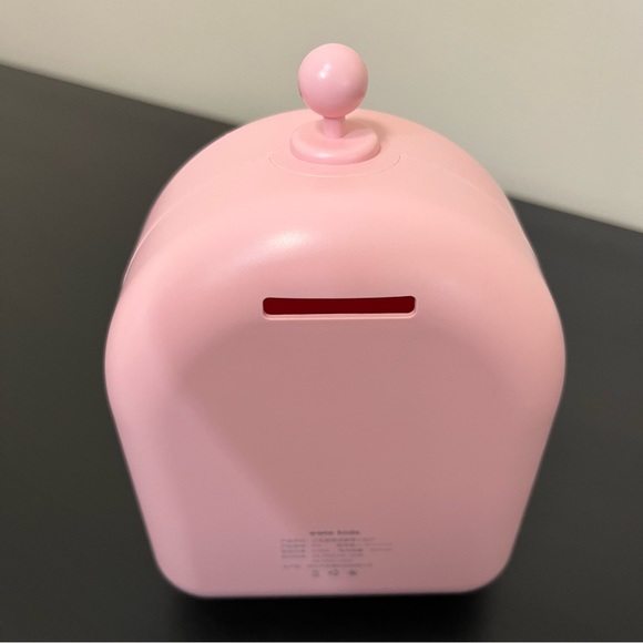 Hello Kitty Light Up Coin Bank - Picture 7 of 14